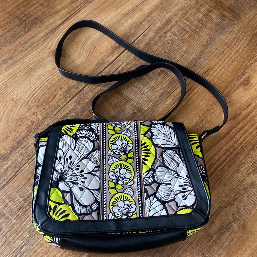 Vera Bradley black, white, & yellow floral crossbody purse